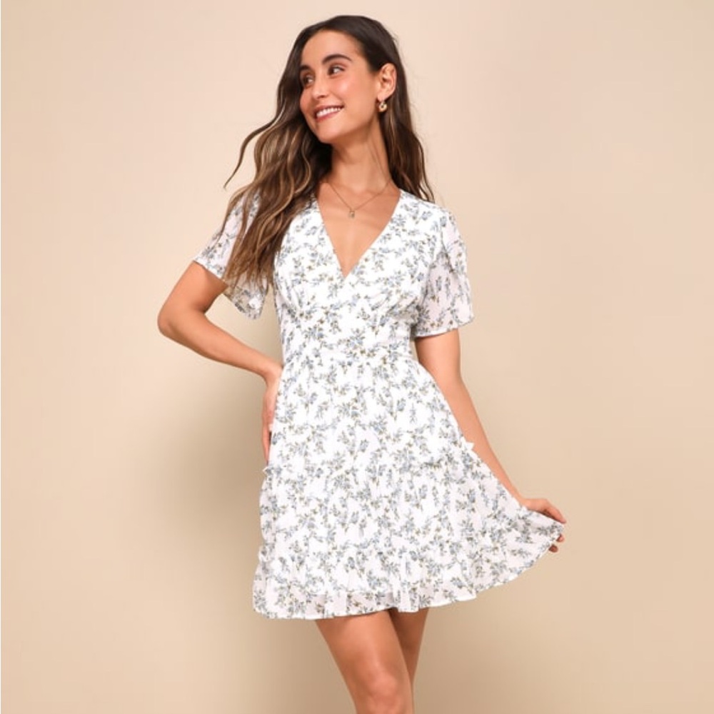 Lulu’s So True Floral Mini Dress
